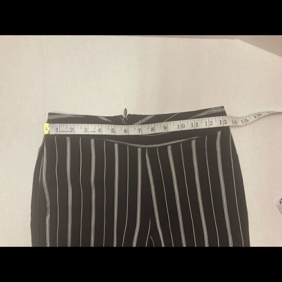 BEBE,Blk& white striped dress pants, women’s,Sz 0‎ - Picture 9 of 12